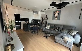 Jag Family Suite